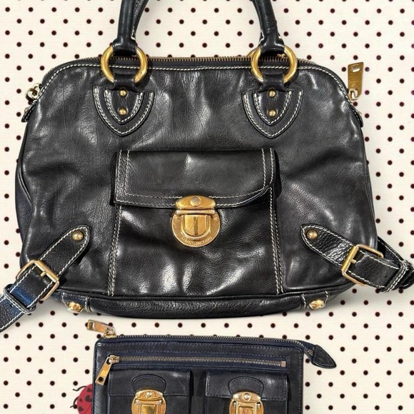 Marc Jacobs Handbags - Marc Jacobs leather bag + matching wallet set 🖤 Y2K designer bundle